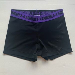 Under Armour Women’s Purple Waistband Spandex 3”